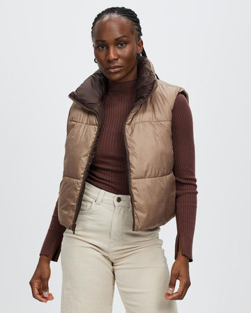 ONLY Reversible Puffer Vest – Cozy Style, Doubled